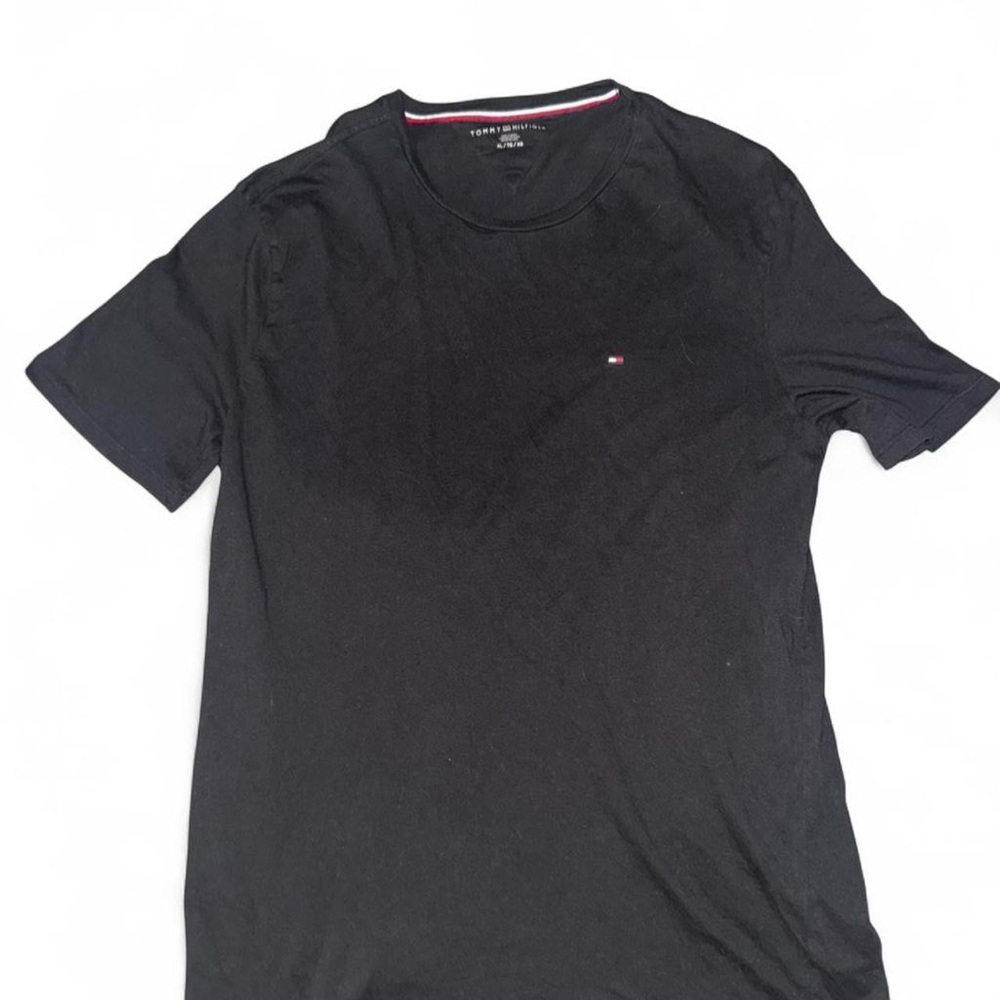 Tommy Hilfiger Men's Classic Black Tee